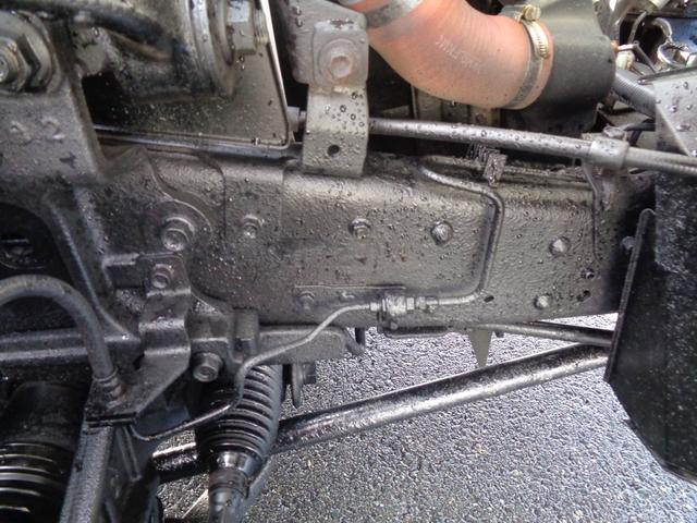 エルフトラック 1.5t/4WD/平ボディ/リアシングルタイヤ/オートマ/10尺平ボディ/関東仕入れ/内外装クリーニング済/保証付き販売車両(52枚目)