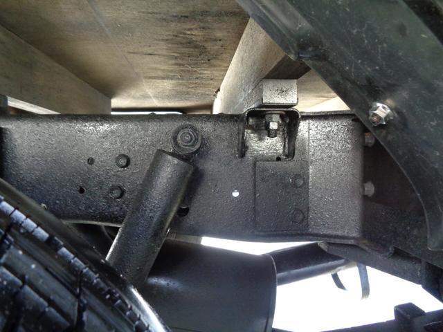 エルフトラック 1.5t/4WD/平ボディ/リアシングルタイヤ/オートマ/10尺平ボディ/関東仕入れ/内外装クリーニング済/保証付き販売車両(57枚目)