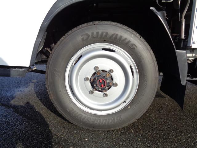 エルフトラック 1.5t/4WD/平ボディ/リアシングルタイヤ/オートマ/10尺平ボディ/関東仕入れ/内外装クリーニング済/保証付き販売車両(63枚目)