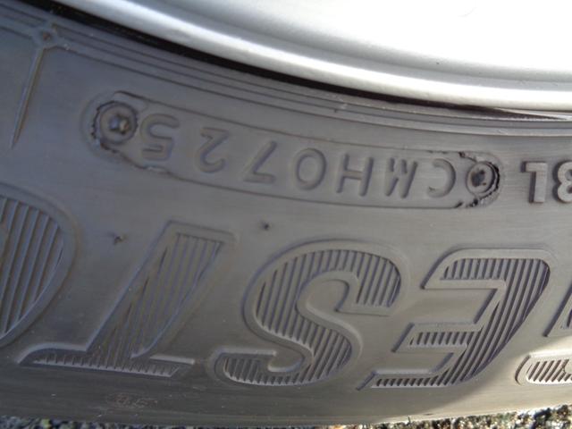 エルフトラック 1.5t/4WD/平ボディ/リアシングルタイヤ/オートマ/10尺平ボディ/関東仕入れ/内外装クリーニング済/保証付き販売車両(65枚目)