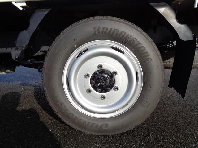 エルフトラック 1.5t/4WD/平ボディ/リアシングルタイヤ/オートマ/10尺平ボディ/関東仕入れ/内外装クリーニング済/保証付き販売車両(67枚目)