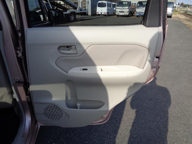 ムーヴ Ｘ　オートマ／禁煙車／社外ナビＴＶ／ＥＴＣ／プッシュスタート／横滑り防止装置／内外装クリーニング済／保証付き販売車両（33枚目）