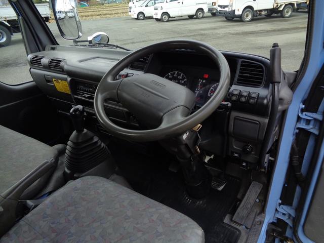 アトラストラック 　２ｔ／全低床強化ダンプ／５速マニュアル／煤焼き不要／関東仕入れ／メッキパーツ／外装塗装仕上げ／ルームクリーニング済み／保証付き販売車両／（31枚目）