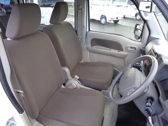 ミニキャブバン ブラボー 4WD/オートマ/キーレス/走行3万キロ台/禁煙車/リアヒーター/上級グレード/モケットシート/内外装クリーニング済/保証付き販売車両(20枚目)