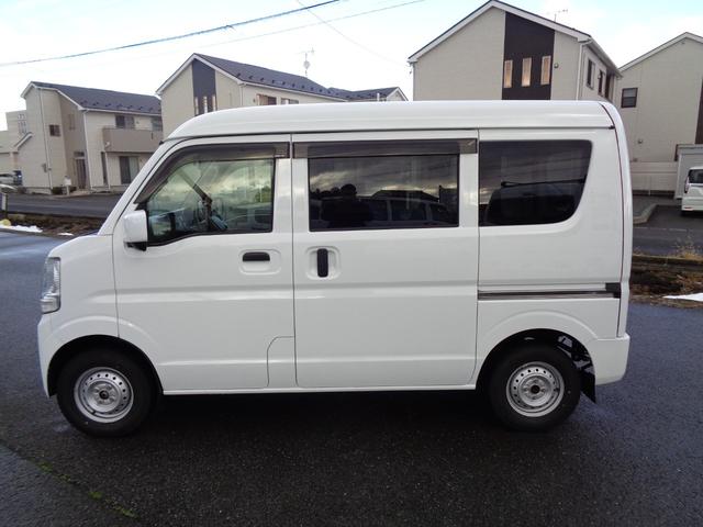 ミニキャブバン ブラボー 4WD/オートマ/キーレス/走行3万キロ台/禁煙車/リアヒーター/上級グレード/モケットシート/内外装クリーニング済/保証付き販売車両(22枚目)