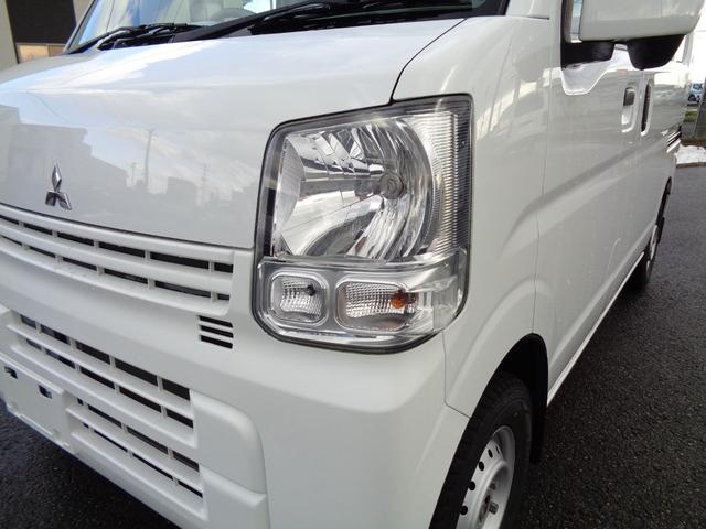 ミニキャブバン ブラボー 4WD/オートマ/キーレス/走行3万キロ台/禁煙車/リアヒーター/上級グレード/モケットシート/内外装クリーニング済/保証付き販売車両(31枚目)