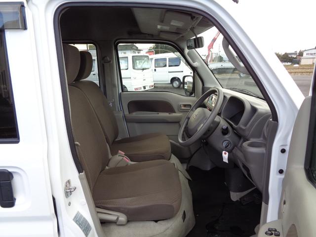 ミニキャブバン ブラボー 4WD/オートマ/キーレス/走行3万キロ台/禁煙車/リアヒーター/上級グレード/モケットシート/内外装クリーニング済/保証付き販売車両(43枚目)