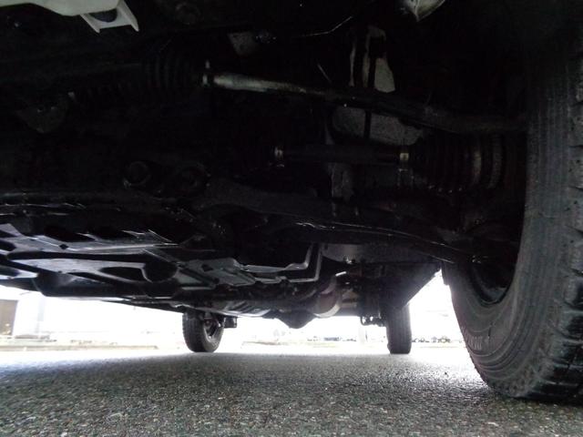 ミニキャブバン ブラボー 4WD/オートマ/キーレス/走行3万キロ台/禁煙車/リアヒーター/上級グレード/モケットシート/内外装クリーニング済/保証付き販売車両(52枚目)