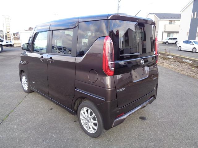 ルークス Ｘ　４ＷＤ／両側パワースライドドア／禁煙車／衝突被害軽減ブレーキ／アラウンドビューモニター／両側パワースライドドア／左右シートヒーター／プッシュスタート／車線逸脱警報／内外装クリーニング済／保証付販売車両（28枚目）