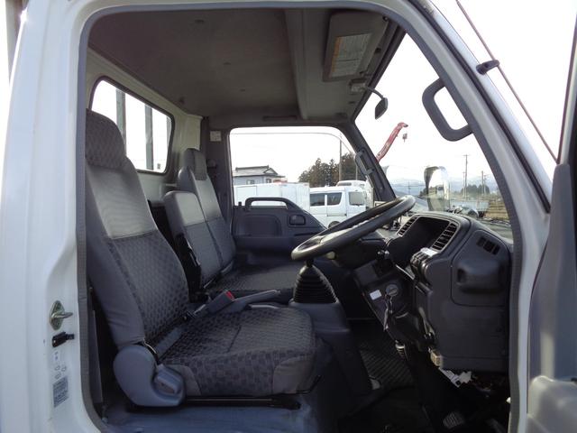エルフトラック 　２ｔ／ワイドロング／アルミブロック／バックモニター／６速マニュアル／走行４万キロ台／スムーサーシフト／関東仕入れ／内外装クリーニング済／保証付き販売車両（29枚目）