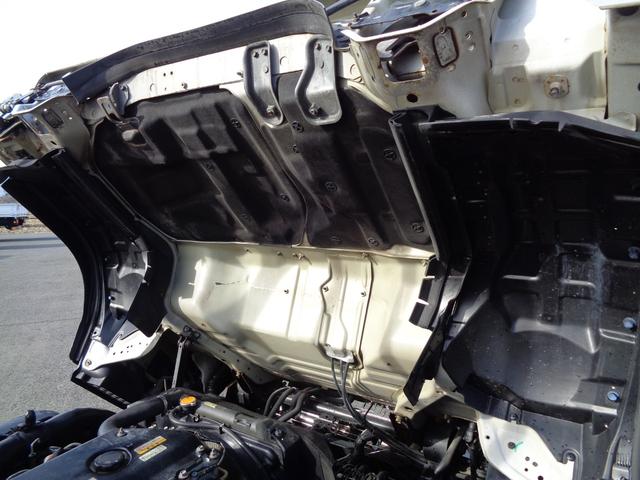 エルフトラック 　２ｔ／ワイドロング／アルミブロック／バックモニター／６速マニュアル／走行４万キロ台／スムーサーシフト／関東仕入れ／内外装クリーニング済／保証付き販売車両（48枚目）