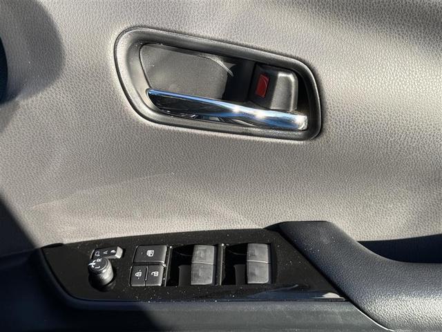 プリウス Ｓ　４ＷＤ　寒冷地　衝突被害軽減システム　メモリーナビ　バックカメラ　ワンセグ　ＬＥＤヘッドランプ　アルミホイール　スマートキー　オートクルーズコントロール　ＥＴＣ　盗難防止装置　キーレス　横滑り防止機能（26枚目）