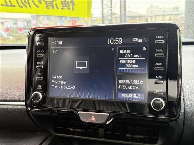 ヤリスクロス ハイブリッドG 4WD 寒冷地 衝突被害軽減システム メモリーナビ バックカメラ スマートキー オートクルーズコントロール ETC 盗難防止装置 キーレス 横滑り防止機能 ハイブリッド(11枚目)