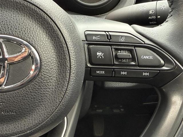 ヤリスクロス ハイブリッドG 4WD 寒冷地 衝突被害軽減システム メモリーナビ バックカメラ スマートキー オートクルーズコントロール ETC 盗難防止装置 キーレス 横滑り防止機能 ハイブリッド(15枚目)