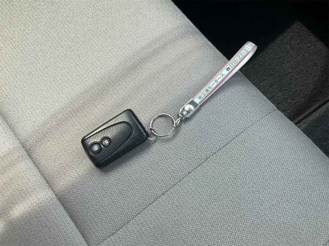 ムーヴコンテ Ｘ　バックカメラ　ナビ　スマートキー　アイドリングストップ　ベンチシート　ＣＶＴ　盗難防止システム　ＡＢＳ　ＣＤ　ＤＶＤ再生　ＵＳＢ　Ｂｌｕｅｔｏｏｔｈ　衝突安全ボディ　エアコン　パワーステアリング（7枚目）
