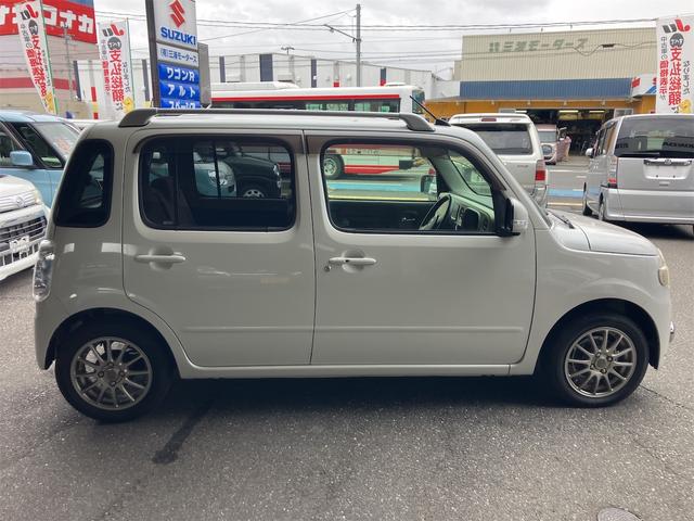 ミラココア ココアプラスXスペシャルコーデ ナビ TV スマートキー アイドリングストップ ベンチシート CVT 盗難防止システム ABS CD DVD再生 USB ルーフレール アルミホイール 衝突安全ボディ エアコン パワーステアリング(17枚目)