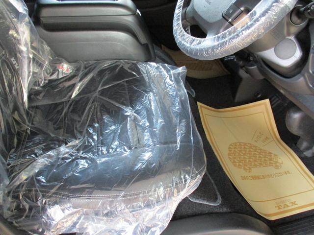 レジアスエースバン スーパーＧＬ　ダークプライムＩＩ　ケンウッドフルセグＴＶナビ　バックカメラ　ＥＴＣ　４ＷＤ　衝突被害軽減ブレーキ　両側パワースライド　ＬＥＤヘッドライト　スマートキー＆プッシュスタート　室内消臭抗菌ルームクリーニング済み　整備保証付（20枚目）