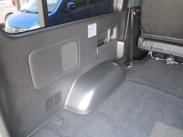 レジアスエースバン スーパーＧＬ　ダークプライムＩＩ　ケンウッドフルセグＴＶナビ　バックカメラ　ＥＴＣ　４ＷＤ　衝突被害軽減ブレーキ　両側パワースライド　ＬＥＤヘッドライト　スマートキー＆プッシュスタート　室内消臭抗菌ルームクリーニング済み　整備保証付（49枚目）