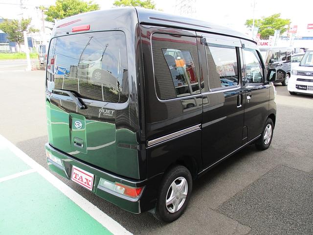 ハイゼットカーゴ ＤＸ　ＳＡＩＩＩ　純正ラジオ　パートタイム切り替え４ＷＤ　衝突被害軽減スマートアシスト　トラクションコントロール　キーレスキー　ヘッドライトレベライザー　Ａストップ　室内消臭抗菌ルームクリーニング済み　整備保証付（12枚目）
