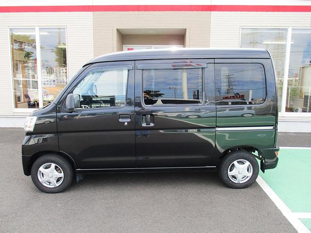 ハイゼットカーゴ ＤＸ　ＳＡＩＩＩ　純正ラジオ　パートタイム切り替え４ＷＤ　衝突被害軽減スマートアシスト　トラクションコントロール　キーレスキー　ヘッドライトレベライザー　Ａストップ　室内消臭抗菌ルームクリーニング済み　整備保証付（15枚目）