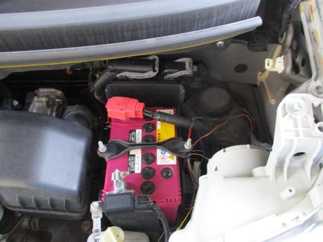 Ｎ－ＢＯＸスラッシュ Ｘ　純正フルセグＴＶナビ　バックカメラ　ＥＴＣ　衝突被害軽減ブレーキ　サウンドマッピングシステム　ステアリングヒーター＆シートヒーター　電動パーキング　ＨＩＤ　消臭抗菌ルームクリーニング済み　整備保証付（63枚目）