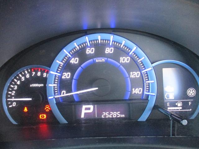 ワゴンＲ ＦＺ　純正ＣＤオーディオ　衝突被害軽減レーダーブレーキ　トラクションコントロール　スマートキー＆プッシュスタート　ＨＩＤヘッドライト　純正１４インチアルミ　消臭抗菌ルームクリーニング済み　車検整備保証付（23枚目）