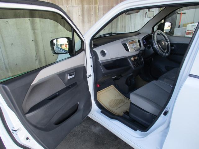 ワゴンＲ ＦＺ　純正ＣＤオーディオ　衝突被害軽減レーダーブレーキ　トラクションコントロール　スマートキー＆プッシュスタート　ＨＩＤヘッドライト　純正１４インチアルミ　消臭抗菌ルームクリーニング済み　車検整備保証付（54枚目）