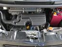 エンジンルームも大事な確認場所です。綺麗なエンジンルームは、こまめなメンテナンスの証拠!調子のいいおクルマはエンジンルームもピカピカですね。