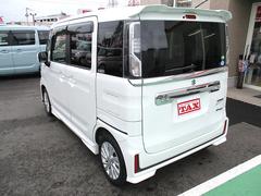 展示前には、ホイールの歪みやタイヤの状態もしっかりチェック！！ミゾのないすり減ってるタイヤやヒビの多いタイヤではご納車致しません。しっかりと、安全基準をクリアしたタイヤでのご納車をさせて頂きます！！ 6