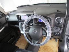 タックス宮城野　Ｖｉｖｉｄ館ではお車の販売だけではなく、車検・整備・板金修理からローン・リースでの購入サポートやナビ・タイヤなどの販売、自動車保険までお車のことなら何でもおまかせ！！ぜひご相談ください 7