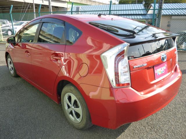 プリウス Ｓ　１オーナー車　純正ナビ　フルセグＴＶ　バックモニター　スマ－トキ－　盗難防止機能　横滑り防止（7枚目）