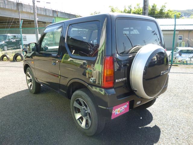 ジムニー クロスアドベンチャーＸＣ　４ＷＤ　ターボ車　革シート　シートヒーター　革巻きステアリング　５速ＭＴ　ＥＴＣ（3枚目）