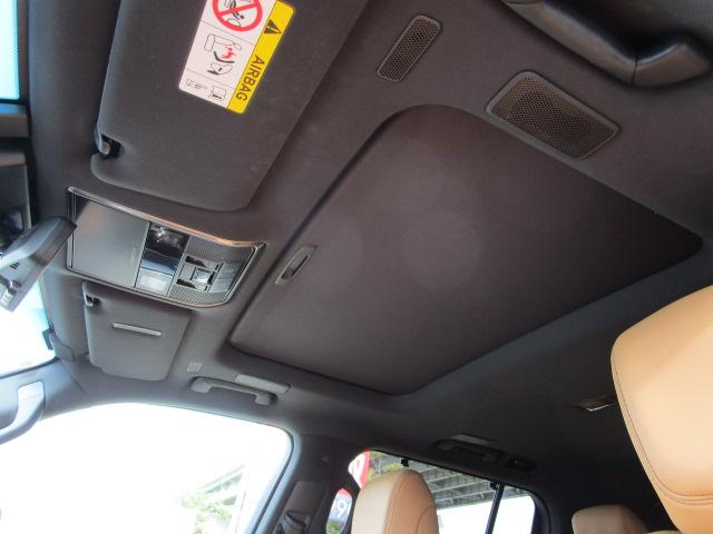 ＬＸ ＬＸ６００　ＯＰリアエンターテインメイトシステム　ＯＰ２２インチアルミ　ＯＰマークロビンソンリファレンスサラウンドシステム　ＯＰモデリスタエアロ　サンルーフ　ワイヤレス充電　クールボックス　Ｐバックドア　３６０Ｃ（12枚目）