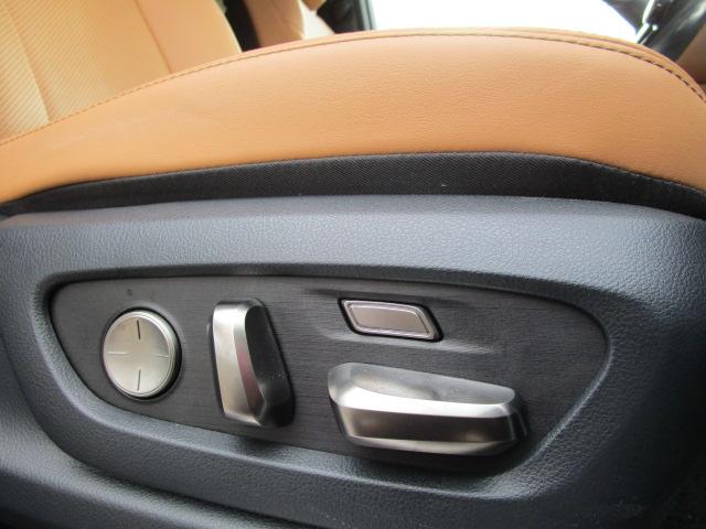 ＬＸ ＬＸ６００　ＯＰリアエンターテインメイトシステム　ＯＰ２２インチアルミ　ＯＰマークロビンソンリファレンスサラウンドシステム　ＯＰモデリスタエアロ　サンルーフ　ワイヤレス充電　クールボックス　Ｐバックドア　３６０Ｃ（29枚目）