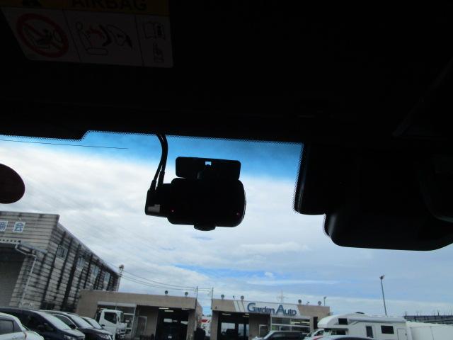 ＬＸ ＬＸ６００　ＯＰリアエンターテインメイトシステム　ＯＰ２２インチアルミ　ＯＰマークロビンソンリファレンスサラウンドシステム　ＯＰモデリスタエアロ　サンルーフ　ワイヤレス充電　クールボックス　Ｐバックドア　３６０Ｃ（30枚目）