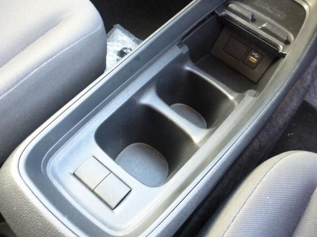 アクア Ｘ　４ＷＤ　トヨタセーフティセンス　ディスプレイオーディオ　Ｂｌｕｅｔｏｏｔｈ接続　バックモニター　ドラレコ前後　プリクラッシュ　ＡＣ１００Ｖ　ＬＥＤライト　オートエアコン　禁煙車（15枚目）