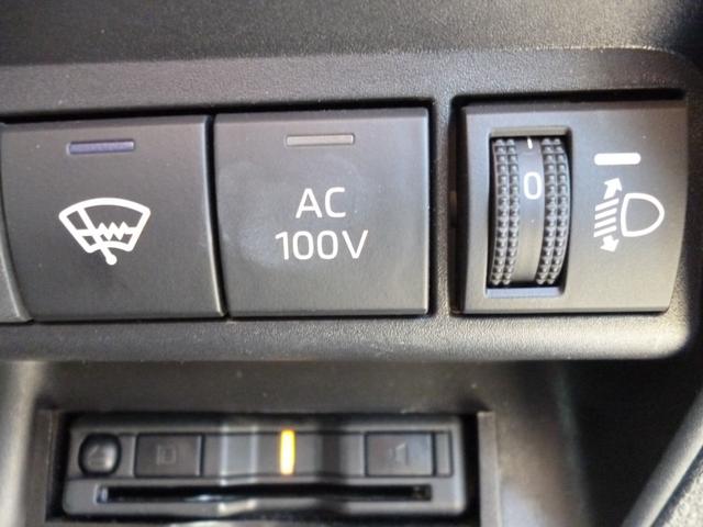 アクア Ｘ　４ＷＤ　トヨタセーフティセンス　ディスプレイオーディオ　Ｂｌｕｅｔｏｏｔｈ接続　バックモニター　ドラレコ前後　プリクラッシュ　ＡＣ１００Ｖ　ＬＥＤライト　オートエアコン　禁煙車（21枚目）