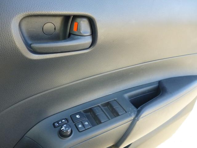 アクア Ｘ　４ＷＤ　トヨタセーフティセンス　ディスプレイオーディオ　Ｂｌｕｅｔｏｏｔｈ接続　バックモニター　ドラレコ前後　プリクラッシュ　ＡＣ１００Ｖ　ＬＥＤライト　オートエアコン　禁煙車（23枚目）