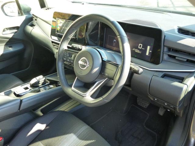 ノート X FOUR 4WD 社外ナビ Bluetooth接続 フロント席シートヒーター ドラレコ オートエアコン スマートキー アイドリングストップ ETC 禁煙車(9枚目)