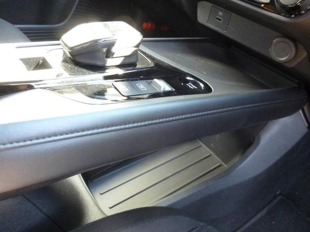 ノート X FOUR 4WD 社外ナビ Bluetooth接続 フロント席シートヒーター ドラレコ オートエアコン スマートキー アイドリングストップ ETC 禁煙車(21枚目)