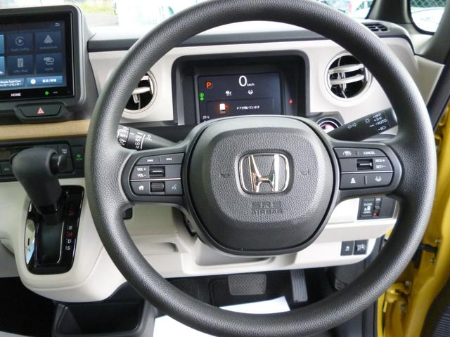 N-BOX ファッションスタイル ホンダセンシング 1オーナー車 純正8インチディスプレイオーディオ バックモニター Bluetooth接続 HDMI接続 電動ドア LEDライト スマートキー 禁煙車(9枚目)