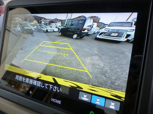 N-BOX ファッションスタイル ホンダセンシング 1オーナー車 純正8インチディスプレイオーディオ バックモニター Bluetooth接続 HDMI接続 電動ドア LEDライト スマートキー 禁煙車(13枚目)