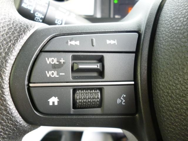 N-BOX ファッションスタイル ホンダセンシング 1オーナー車 純正8インチディスプレイオーディオ バックモニター Bluetooth接続 HDMI接続 電動ドア LEDライト スマートキー 禁煙車(16枚目)