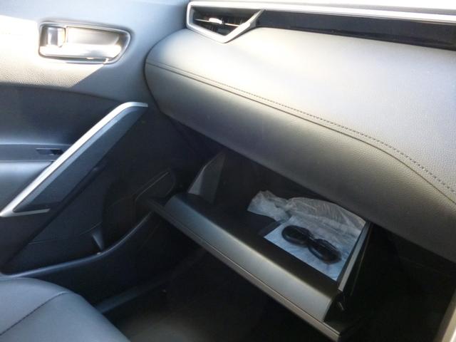 カローラクロス ハイブリッド Z 4WD 後期モデル トヨタセーフティC 純正8インチディスプレイオーディオ フルセグTV Bluetooth接続 バックモニター プリクラッシュ シートヒーター パワーバックドア 寒冷地仕様 禁煙車(18枚目)