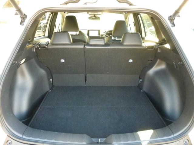 カローラクロス ハイブリッド Z 4WD 後期モデル トヨタセーフティC 純正8インチディスプレイオーディオ フルセグTV Bluetooth接続 バックモニター プリクラッシュ シートヒーター パワーバックドア 寒冷地仕様 禁煙車(29枚目)