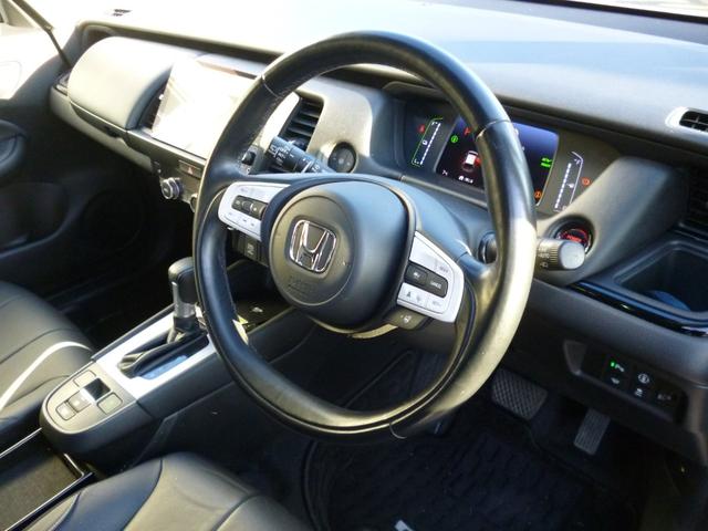 フィット e:HEVリュクス ホンダセンシング 純正ナビ フルセグTV Bluetooth接続 バックモニター 純正ドラレコ前後 シートヒーター クリアランスソナー LEDライト フォグ(10枚目)