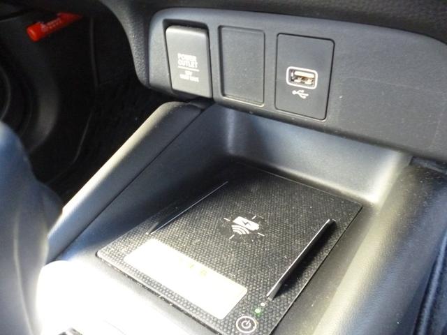 フィット e:HEVリュクス ホンダセンシング 純正ナビ フルセグTV Bluetooth接続 バックモニター 純正ドラレコ前後 シートヒーター クリアランスソナー LEDライト フォグ(17枚目)