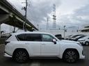 ＬＸ ＬＸ６００　ＯＰリアエンターテインメイトシステム　ＯＰ２２インチアルミ　ＯＰマークロビンソンリファレンスサラウンドシステム　ＯＰモデリスタエアロ　サンルーフ　ワイヤレス充電　クールボックス　Ｐバックドア　３６０Ｃ（4枚目）