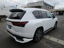 ＬＸ ＬＸ６００　ＯＰリアエンターテインメイトシステム　ＯＰ２２インチアルミ　ＯＰマークロビンソンリファレンスサラウンドシステム　ＯＰモデリスタエアロ　サンルーフ　ワイヤレス充電　クールボックス　Ｐバックドア　３６０Ｃ（8枚目）