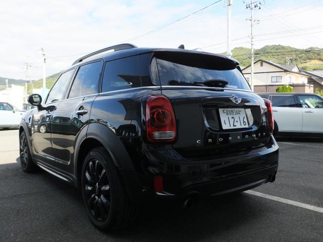 MINI クーパーS クロスオーバー ブラックヒース 250台限定車・HDDナビ・バックカメラ・クルーズコントロール・インテリジェントセーフティ・コンフォートアクセス・LEDヘッドライト・パワーバックドア・純正18AW・ETC・スペアキーあり(6枚目)